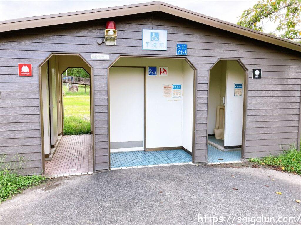 矢橋帰帆島公園のトイレは？（おもしろ自転車付近のトイレ）