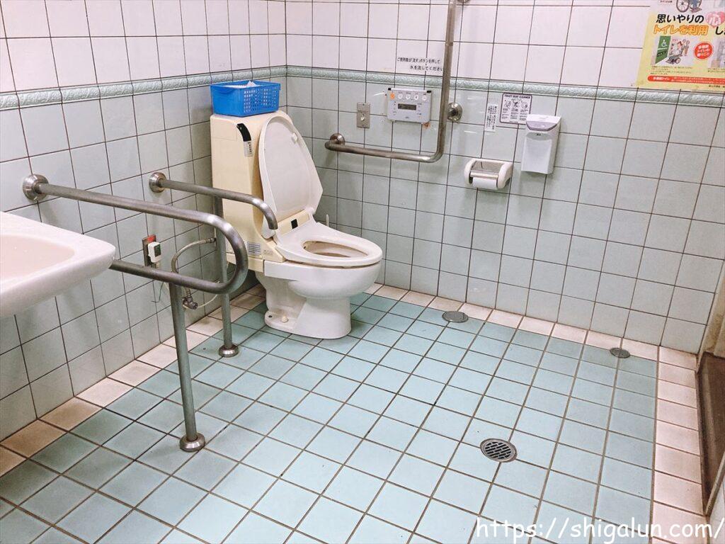道の駅こんぜの里栗東の多目的トイレ