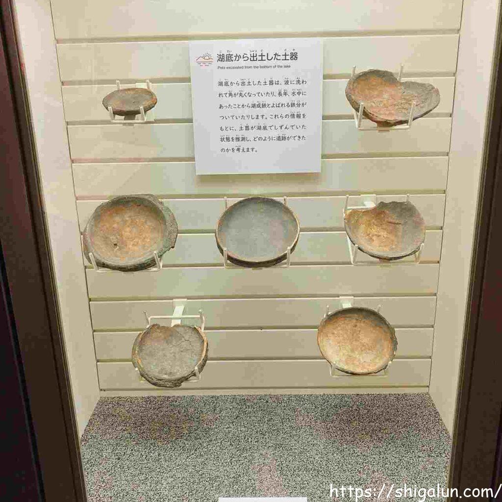 琵琶湖博物館B展示室の葛籠尾崎湖底遺跡の土器２