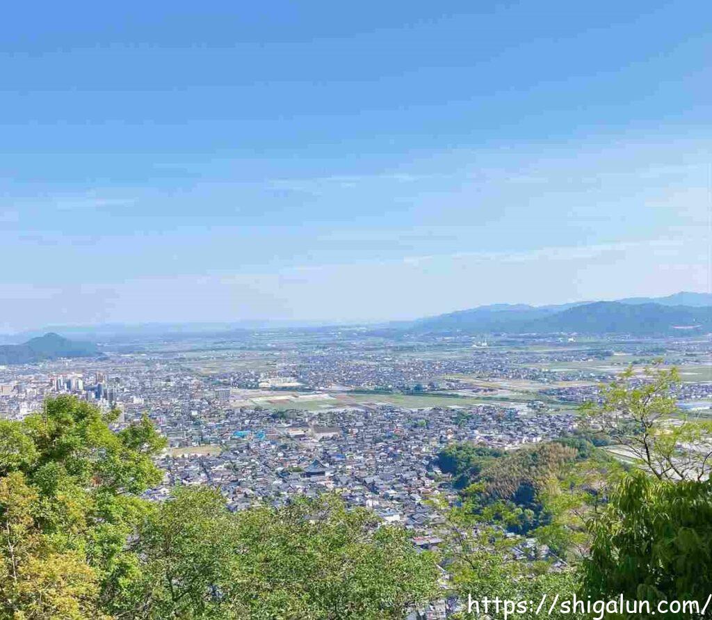 八幡山山頂の景色